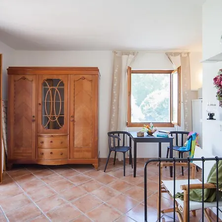 Rosa Apartment