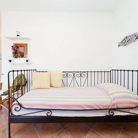 Rosa Apartment